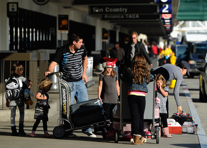 Orbitz Names LAX As Busiest Airport For 2011 Thanksgiving Travel